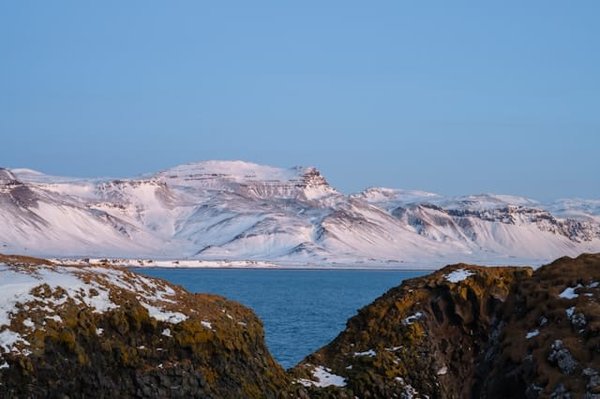 Comment organiser une visite écologique des glaciers en Islande?