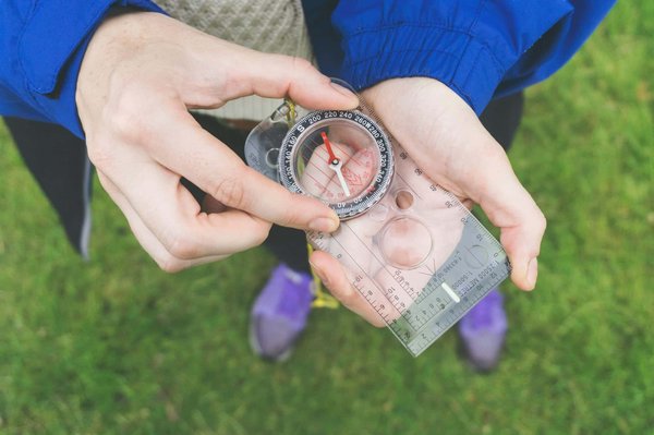 Comment explorer les ruines antiques d'Égypte en évitant les groupes touristiques?